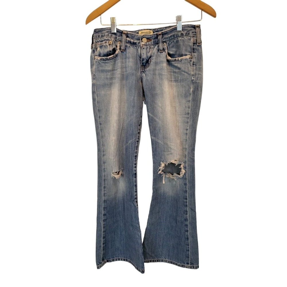 Abercrombie Fitch Wm Sz 4S Faded Distressed Flared Jeans 0992